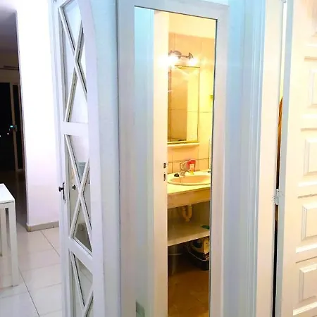 Island Village Ocean View Apartment *