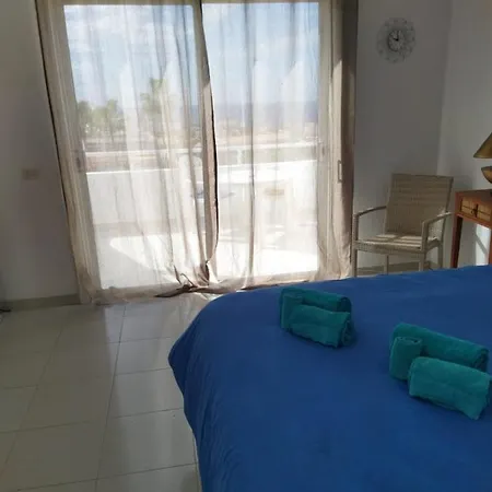 شقة Island Village Ocean View *